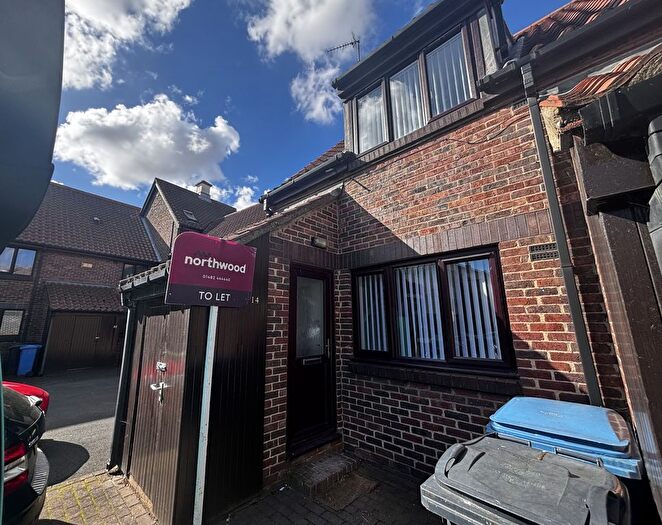 2 Bedroom Terraced House To Rent In Grammar School Yard, City Centre, Hull, HU1