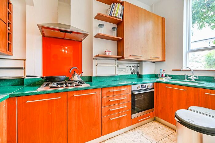 2 Bedroom Maisonette To Rent In St Stephens Avenue, Shepherd's Bush, London, W12