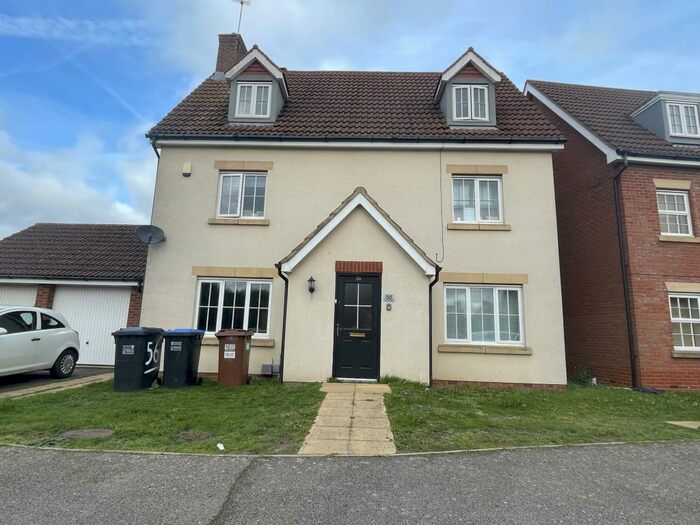 6 Bedroom House To Rent In The Runway, Hatfield, AL10