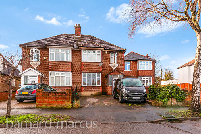 4 Bedroom House To Rent In Boscombe Road, Worcester Park, KT4