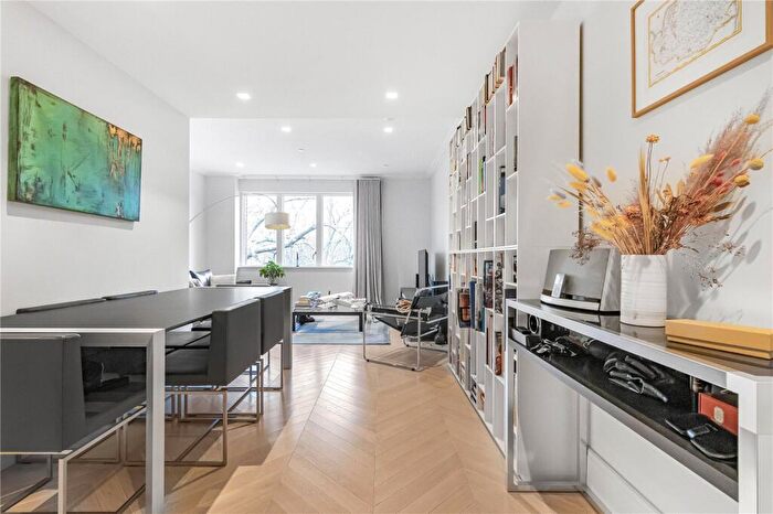 1 Bedroom Apartment For Sale In Kidderpore Avenue, London, NW3