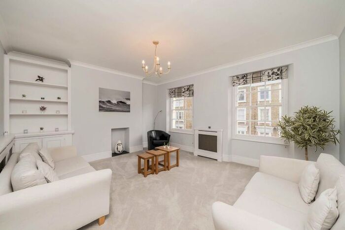3 Bedroom Flat To Rent In Cumberland Street, London, SW1V