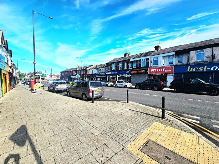 Flat To Rent In Gorton Road, Reddish, SK5