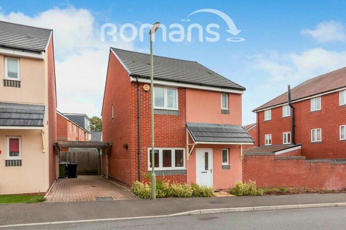 3 Bedroom Detached House To Rent In St. Catherine Road, RG24