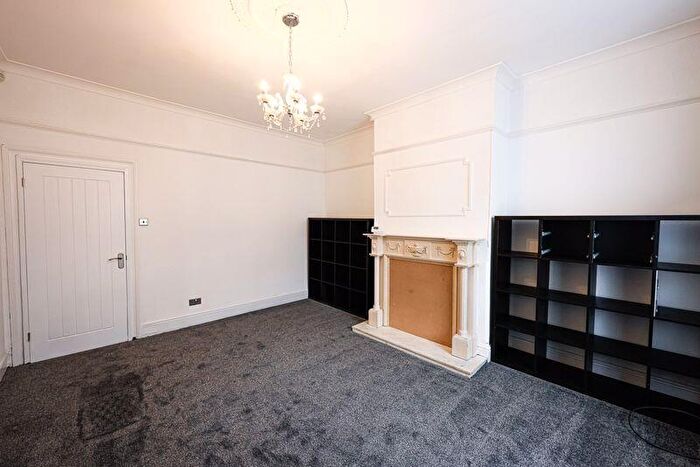 2 Bedroom Terraced House To Rent In Quarmby Road, Huddersfield, HD3