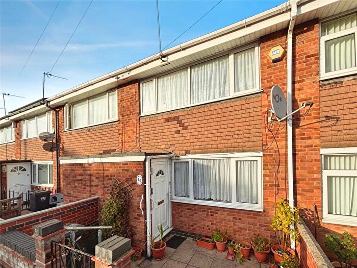 2 Bedroom Terraced House To Rent In Hampden Road, Leicester, Leicestershire, LE4