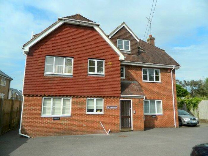 1 Bedroom Flat To Rent In Parsonage Road, Horsham, RH12