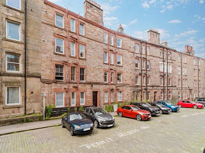 1 Bedroom Flat To Rent In Smithfield Street, Gorgie, Edinburgh, EH11