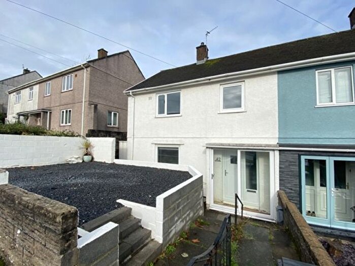 2 Bedroom Semi-Detached House To Rent In West Cross, Fairwood Road, SA3