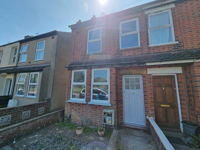 2 Bedroom End Of Terrace House To Rent In Bramford Lane, Ipswich, IP1
