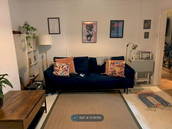 1 Bedroom Flat To Rent In Garden, London, E8