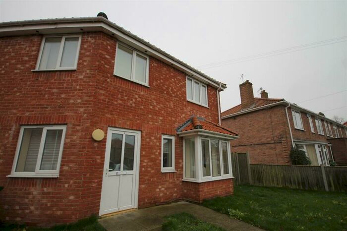 4 Bedroom House To Rent In Filby Close, Norwich, NR5