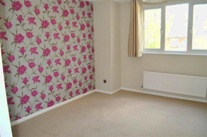 2 Bedroom End Of Terrace House To Rent In Harwood Close, Welwyn Garden City, AL8