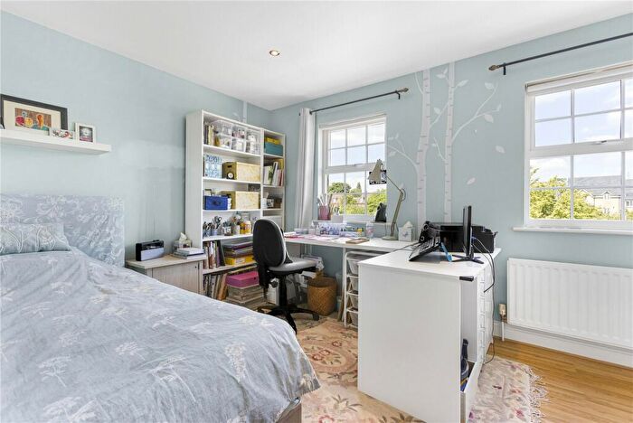 3 Bedroom Terraced House For Sale In Mandlebrote Drive, Littlemore, OX4