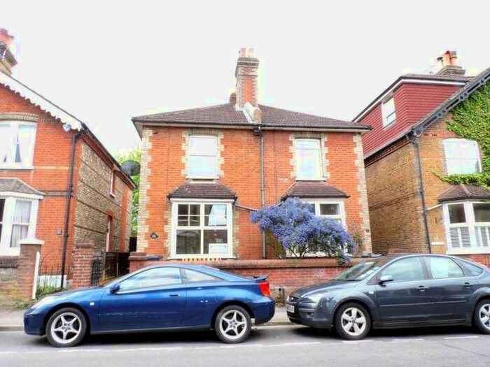 4 Bedroom Property To Rent In Dapdune Rd Guildford, GU1