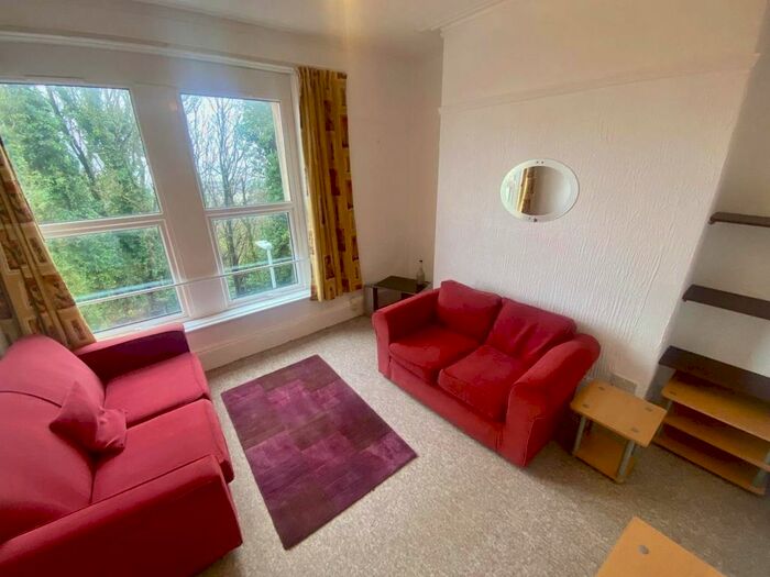 1 Bedroom Flat To Rent In Cwmdonkin Terrace, Uplands, Swansea, SA2