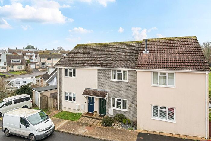 2 Bedroom Terraced House For Sale In Lea Combe, Axminster, EX13