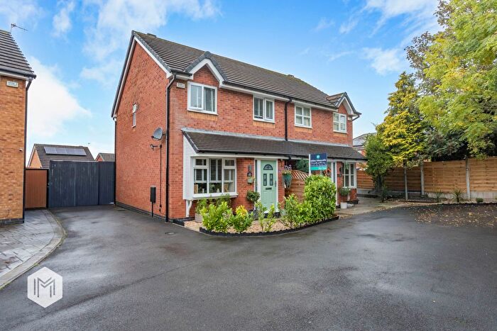 3 Bedroom Semi-detached House For Sale In Inglewood Close, Bury, Greater Manchester, BL9
