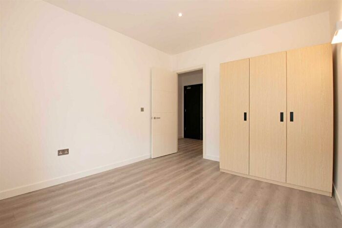 1 Bedroom Apartment To Rent In % Off First Month Rent - Foxhunter Drive, Linford Wood, MK14