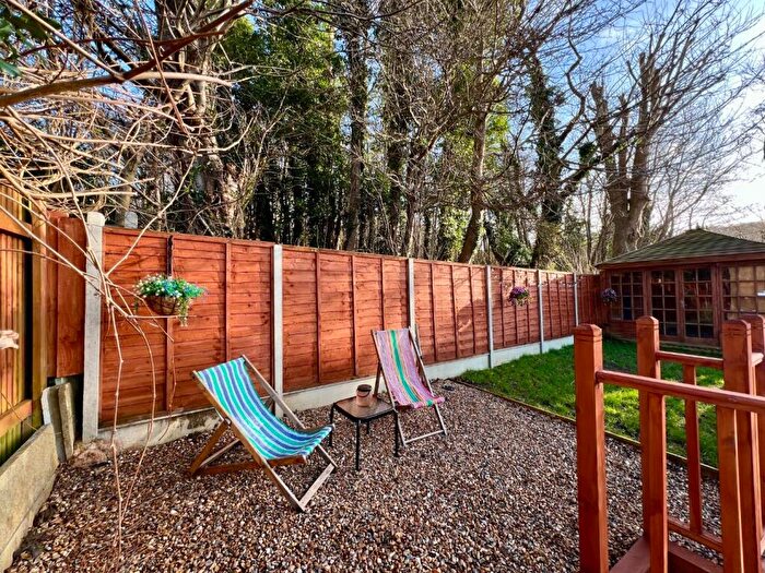 2 Bedroom Detached Bungalow For Sale In Seabrook Vale, Hythe, CT21