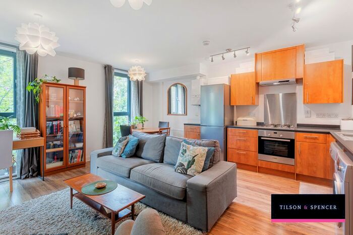 1 Bedroom Flat For Sale In Isobel Place, Seven Sisters, London, N15
