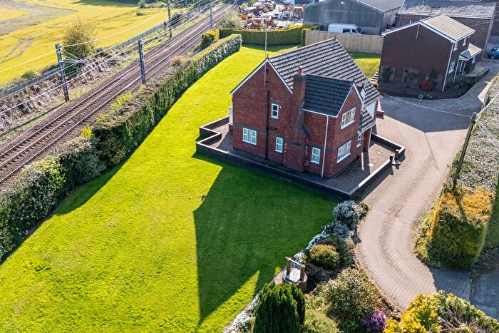 4 Bedroom Detached House For Sale In The Sidings, Lowfield Lane, St Helens, WA9