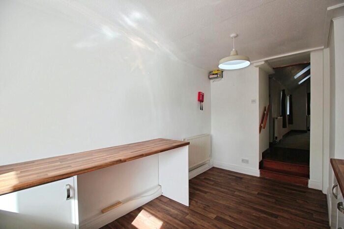 2 Bedroom Detached House To Rent In Tir Y Fron Lane, Pontybodkin, Mold, CH7