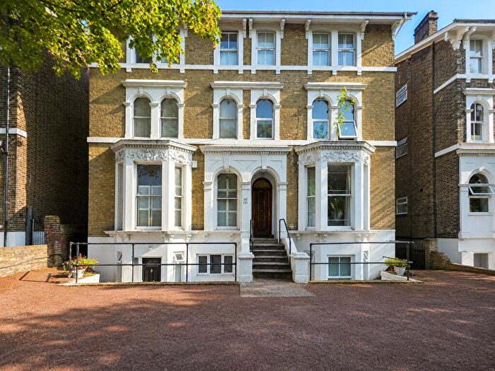 1 Bedroom Detached House For Sale In Shooters Hill Road, London, SE3