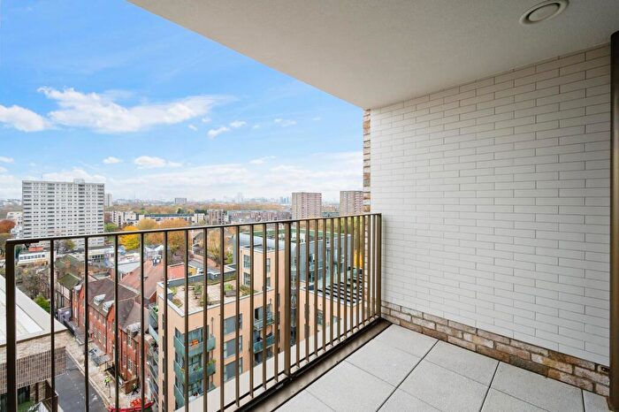 1 Bedroom Apartment For Sale In Orwell House, Mile Walk, London, NW6