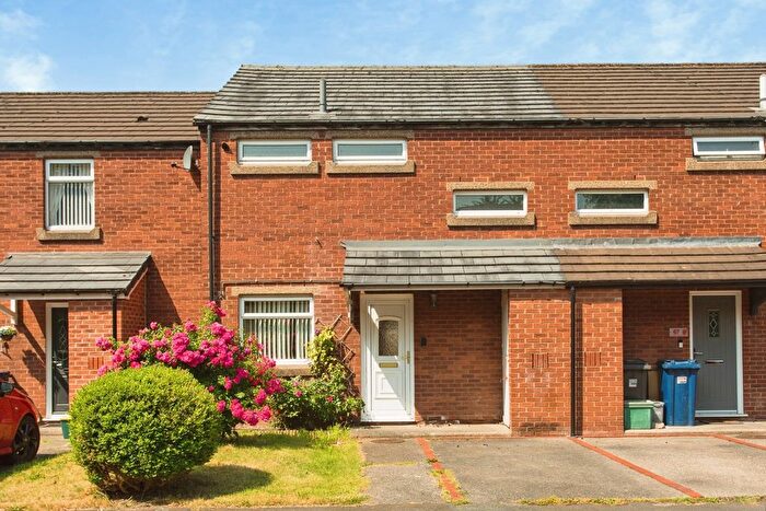 2 Bedroom Terraced House For Sale In Alder Close, Leyland, Lancashire, PR26