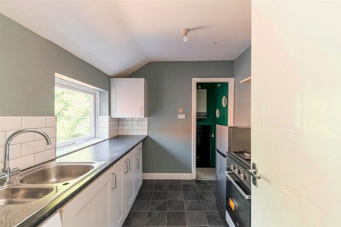 3 Bedroom Flat To Rent In Relton Avenue, Walker, Newcastle Upon Tyne, NE6