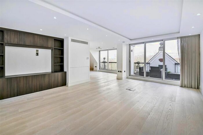 5 Bedroom Flat To Rent In Knightsbridge, London, SW1X