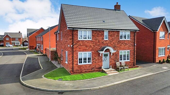 4 Bedroom Detached House For Sale In Blackbird Gardens, Langford, SG18
