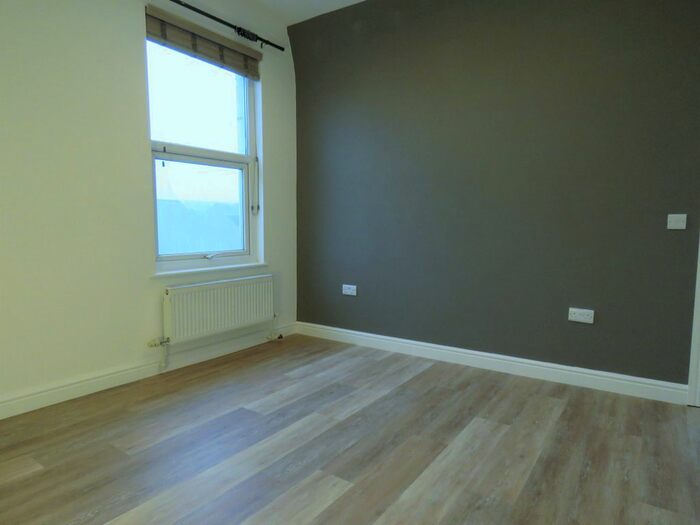 1 Bedroom Flat To Rent In West Street, Bristol, BS3