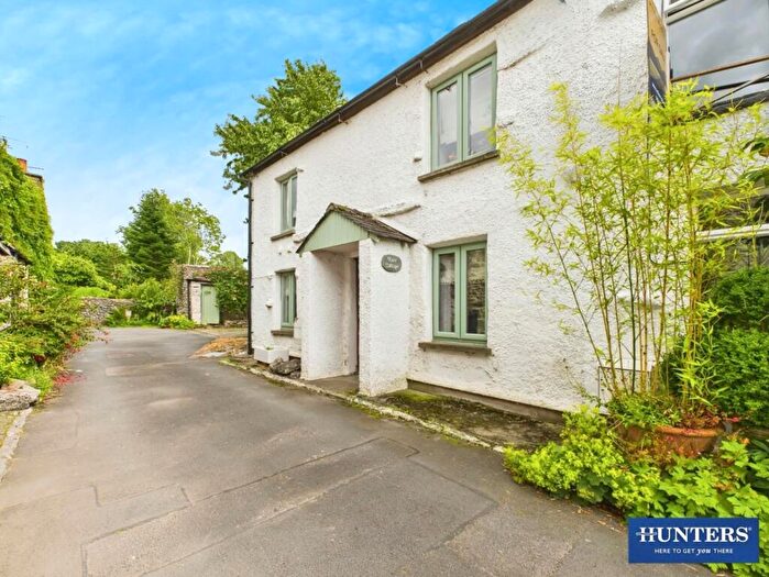 2 Bedroom End Of Terrace House For Sale In Cocking Yard, Burton, LA6
