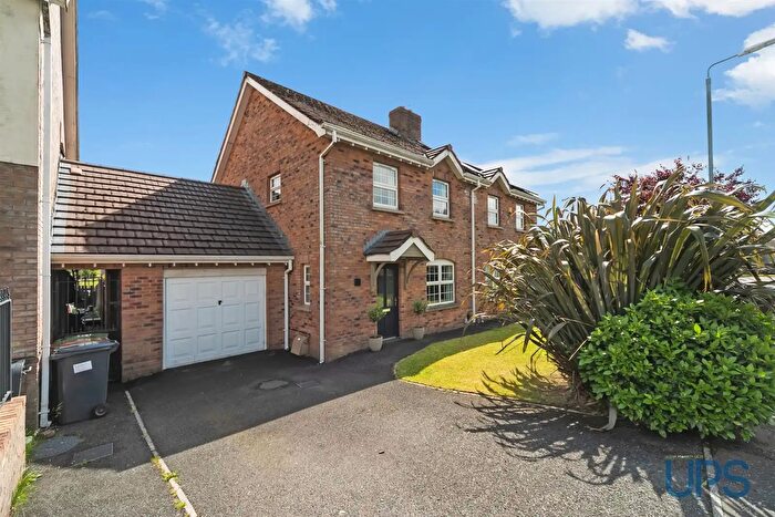 3 Bedroom Semi-Detached House For Sale In Mount Eagles Lodge, Belfast, BT17