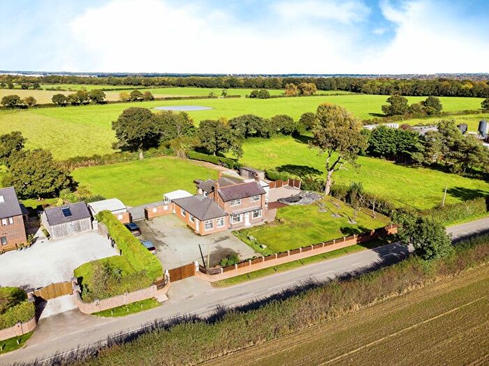 4 Bedroom Detached House For Sale In Welsh Road, Dodleston, Chester, Cheshire West And Ches, CH4