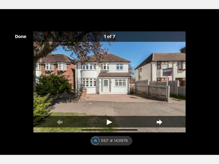 5 Bedroom Detached House To Rent In Elmbridge Avenue, Surbiton, KT5