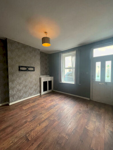 2 Bedroom House To Rent In Laithe Street, Burnley, BB11