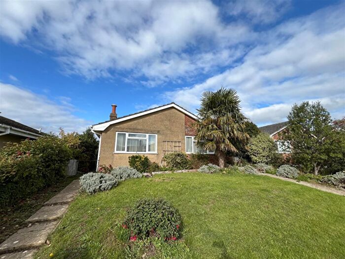 2 Bedroom Bungalow To Rent In Hollymoor Lane, Beaminster, DT8