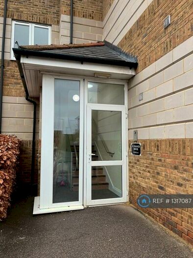 1 Bedroom Flat To Rent In St. Francis House, Stevenage, SG1