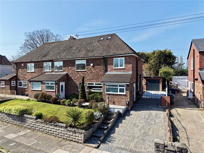 4 Bedroom Semi Detached House For Sale In Barlow Avenue, Wirral, Merseyside, CH63