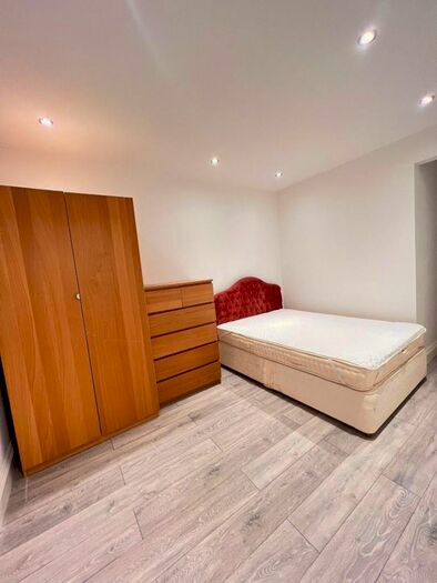 1 Bedroom Flat To Rent In Studio Coniston Road, Bromley, BR1