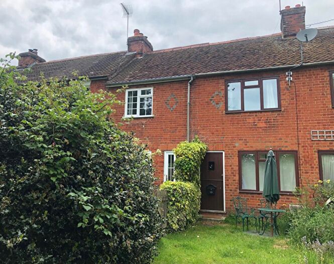 2 Bedroom Terraced House For Sale In Chapel Terrace, Binfield, Berkshire, RG42