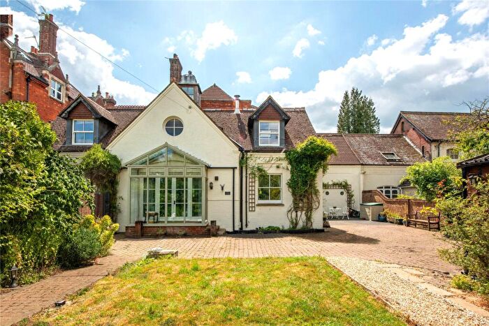 3 Bedroom House For Sale In Ockley Road, Beare Green, Dorking, Surrey, RH5