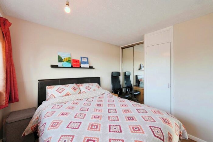 2 Bedroom Cluster House For Sale In Little Meadow, Bradley Stoke, Bristol, BS32