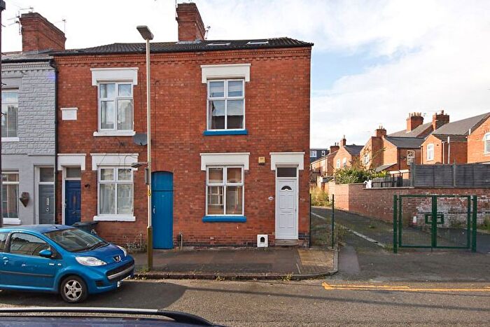 4 Bedroom Terraced House To Rent In Avenue Road Extension, Leicester, LE2