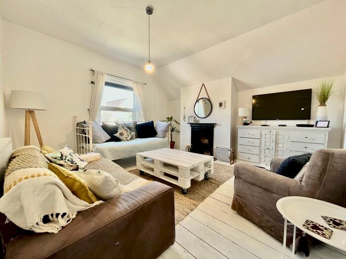 2 Bedroom Flat To Rent In Mount Street, Cromer, NR27