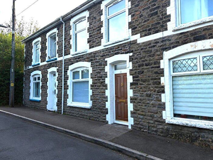 3 Bedroom House To Rent In Coronation Place, Pontywaun, Crosskeys, NP11