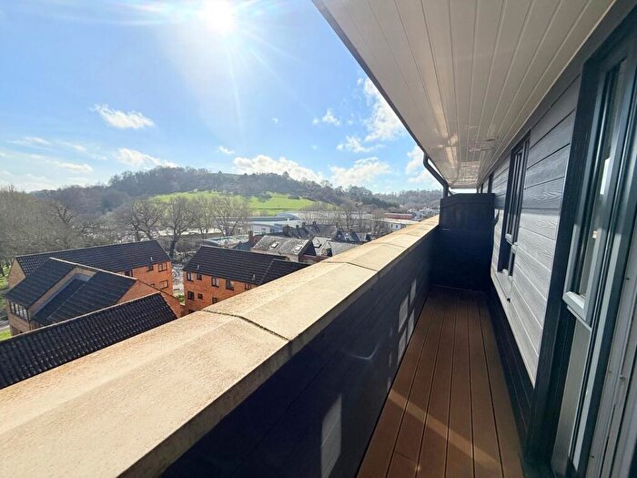 1 Bedroom Apartment To Rent In Newton Road, Yeovil, BA20